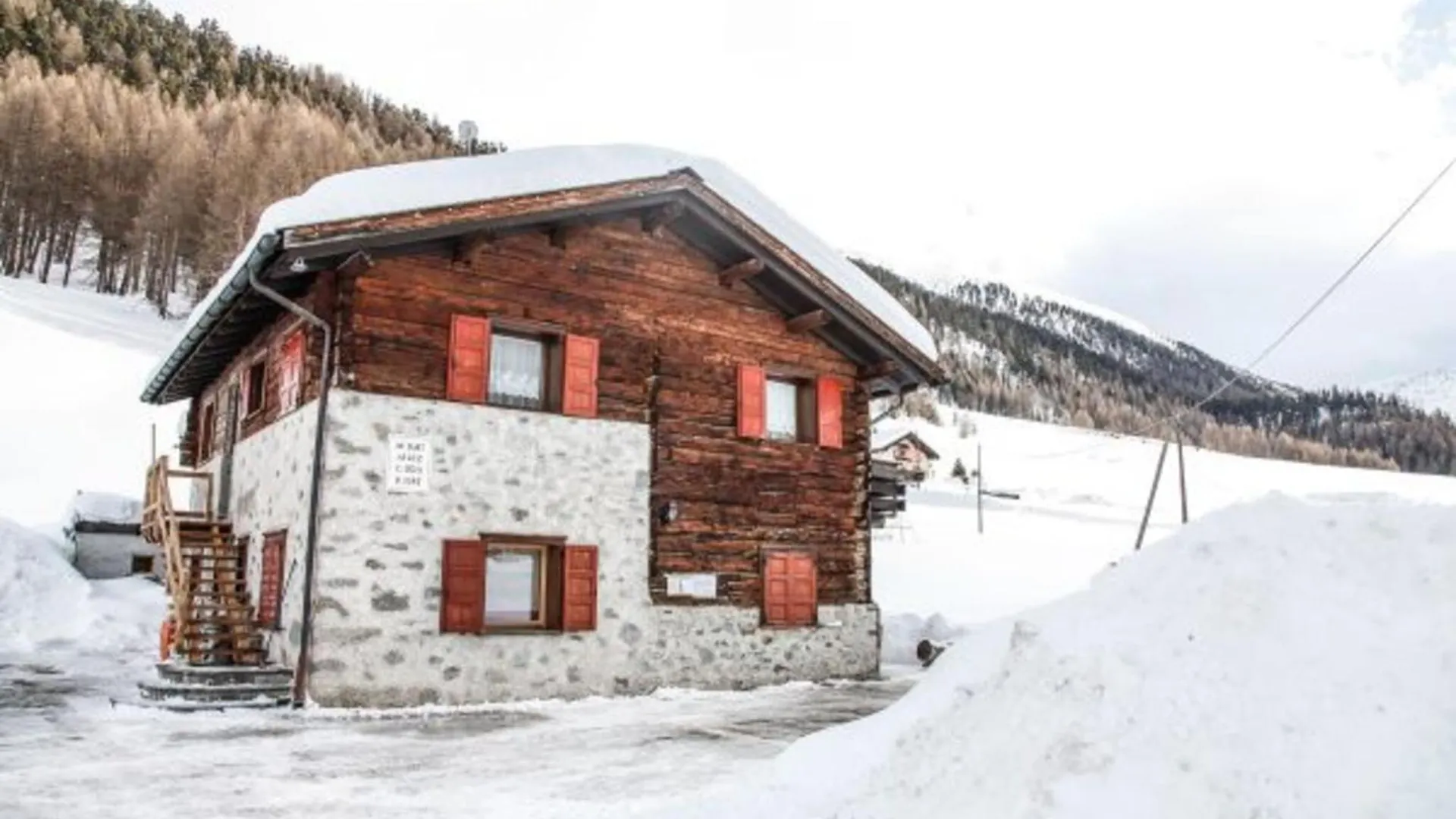 Daire Appartamento Legnameir Bait Da Rez Livigno İtalya