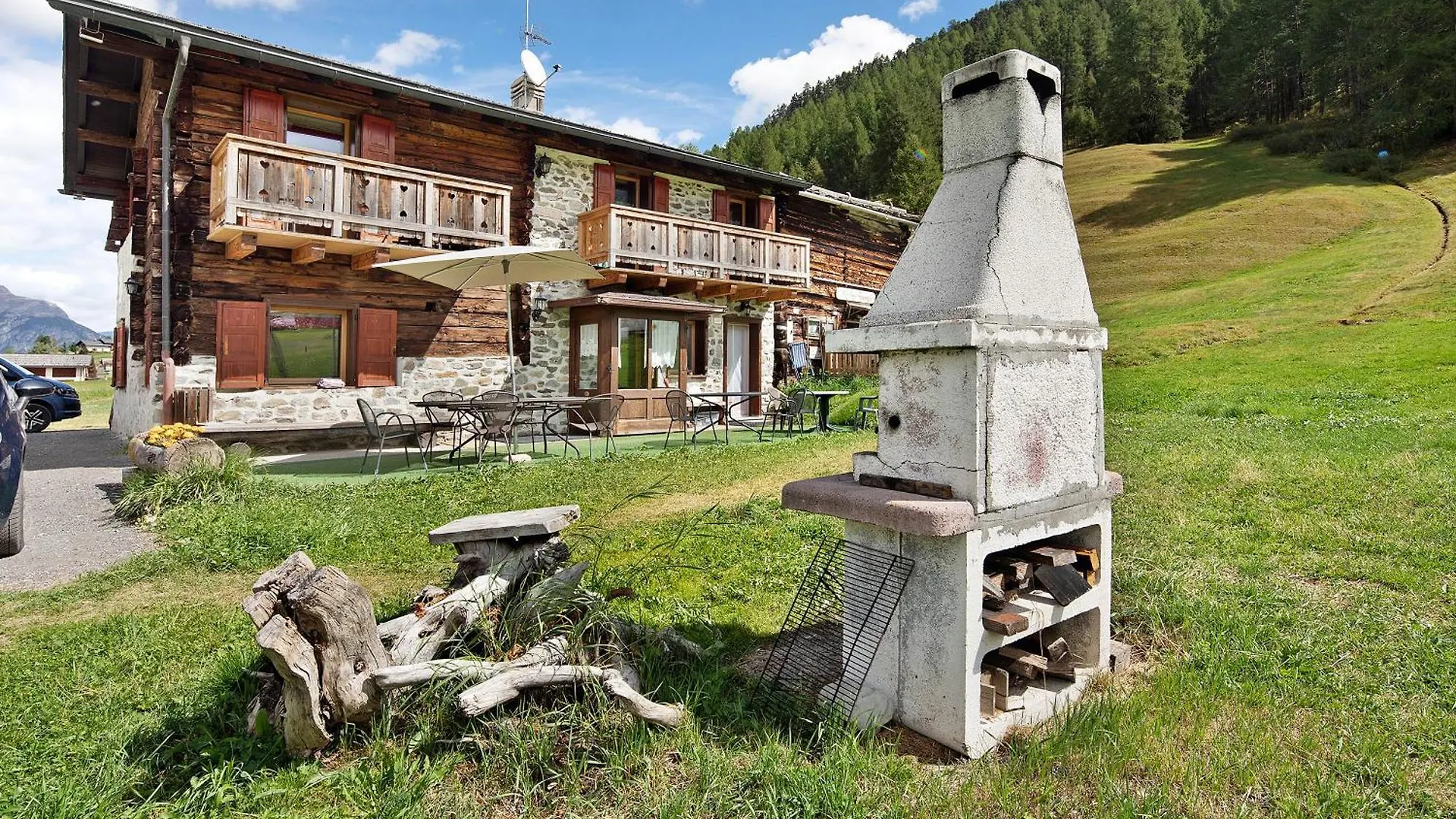 Daire Appartamento Legnameir Bait Da Rez Livigno